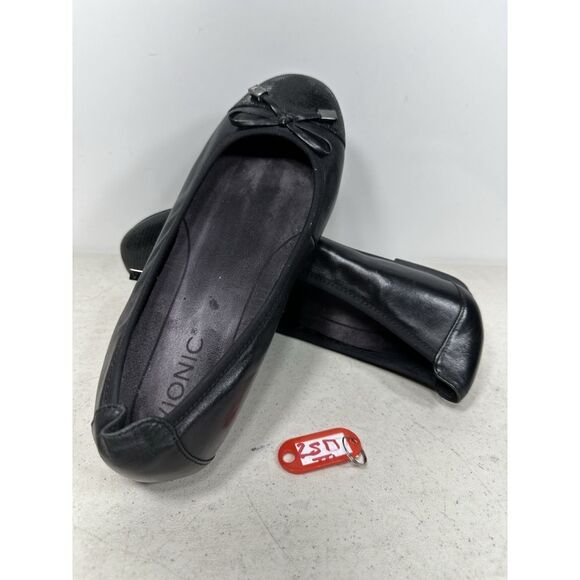 Viconic Minna Ballet Flat Black Leather Round Cap Print Toe Size 8 - Picture 1 of 8